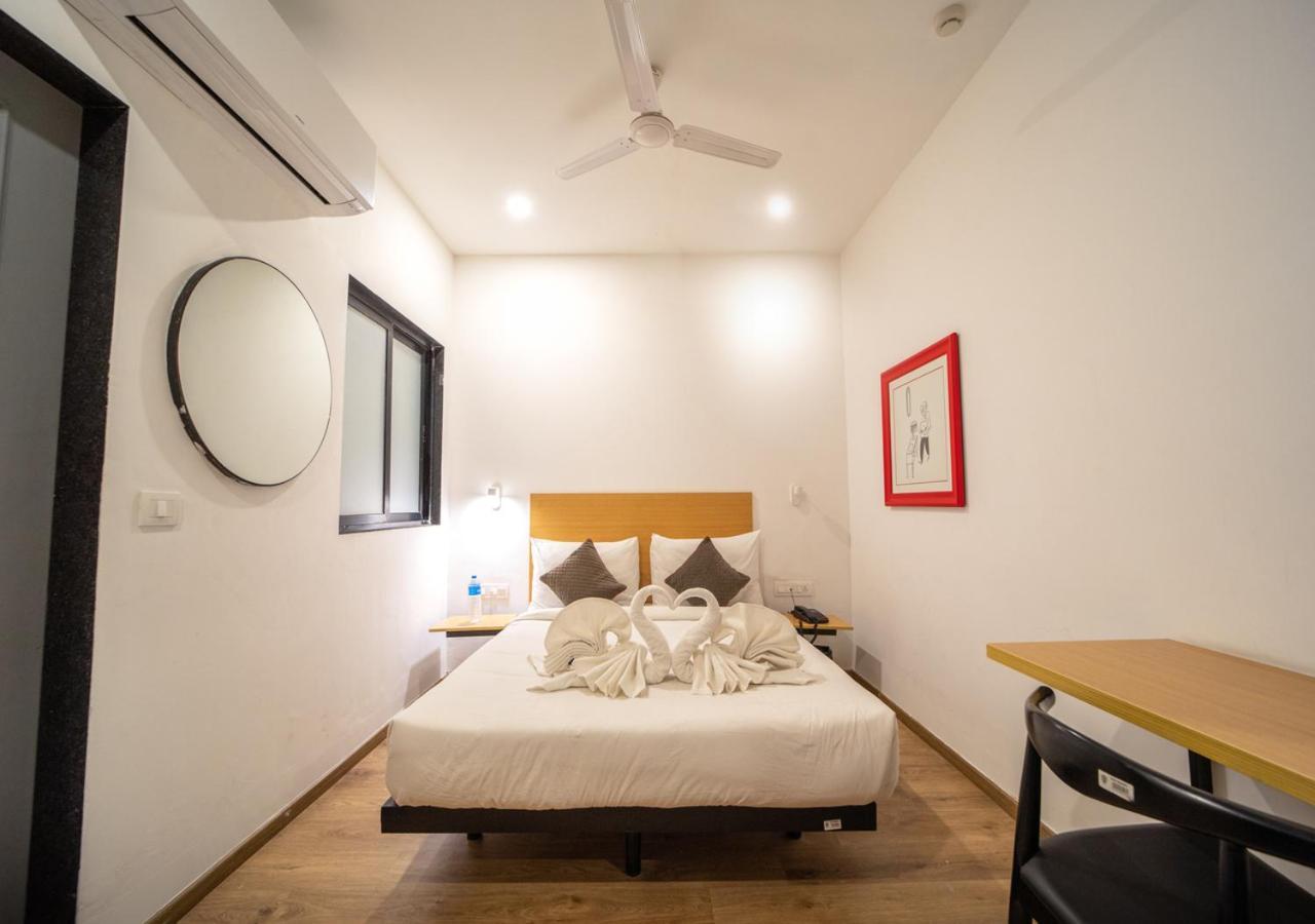 The Park Infinity Hotel Surat Buitenkant foto