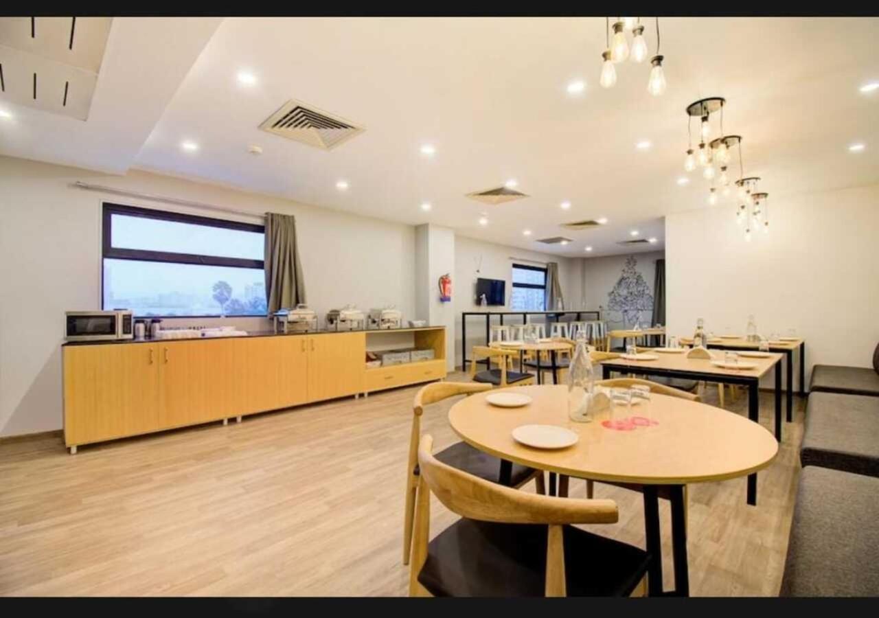 The Park Infinity Hotel Surat Buitenkant foto